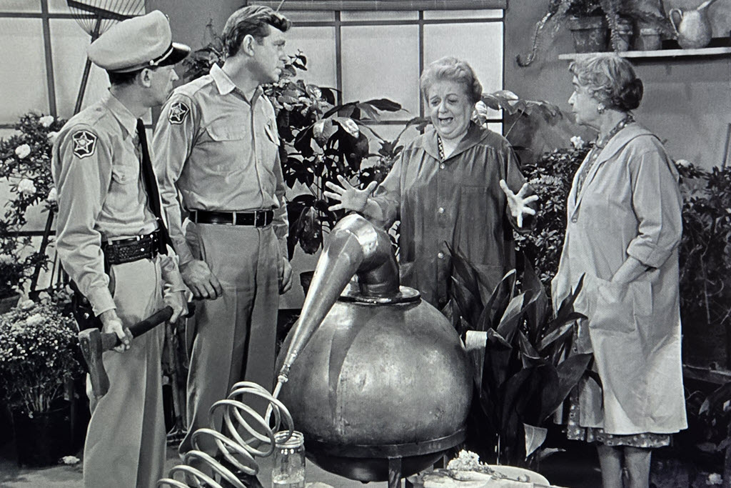 The Andy Griffith Show - Season 1, Episode 17, The Morrison Sisters and Their Elixir (Moonshine)